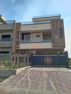 F15/1 brand new upper portion for rent