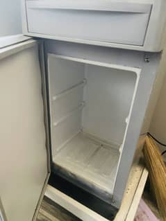 Orient water dispenser