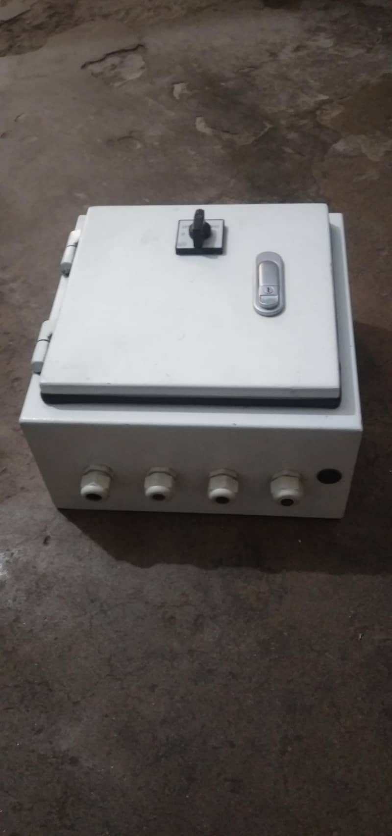 change over switch box 6