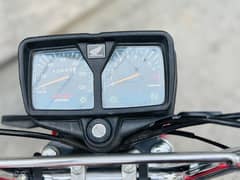 Honda 125 2024 1st owner new condition