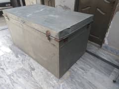 Large box Pety