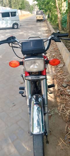Honda cg 125 Karachi nomber first owner seld engine