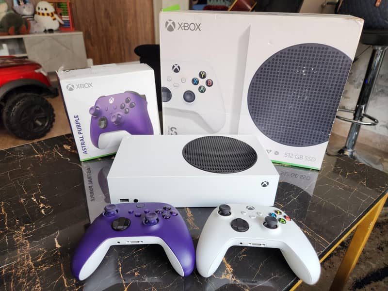 X Box Series S 512 GB (2nd Controller Not Included in Price) 0