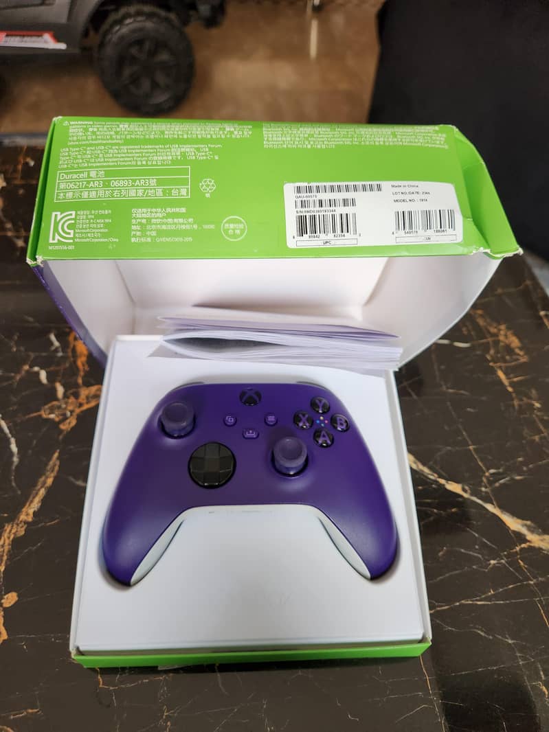 X Box Series S 512 GB (2nd Controller Not Included in Price) 2