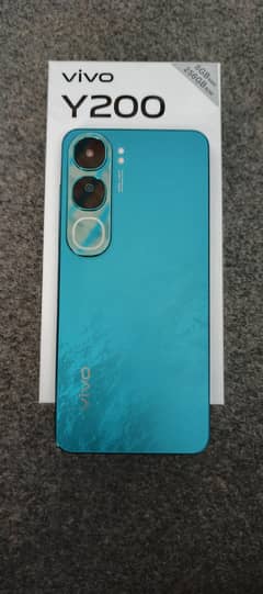 VIvo Y200