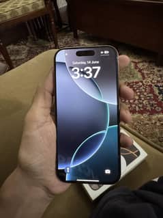 16 Pro Desert titanium