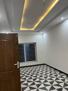 5 Marla Double Unit House Available For Sale