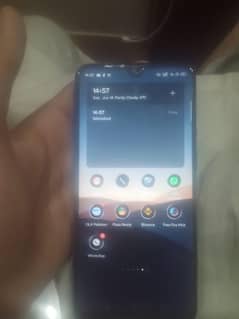 oppo f9 pro hai all okay hai back side se halki halki damage hai