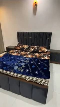 Bed set /King size bed/Side table/Bed set/Wooden bed/furniture/matres