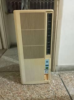 Japanese 110 duck window A/C with stablizer
