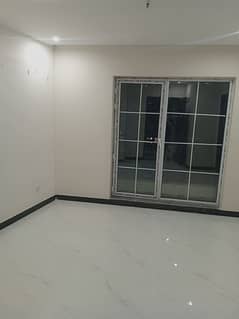 5 Marla Flat For Rent
