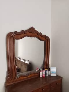 Dressing table