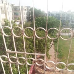 Flat for Rent Gulshan-e-Iqbal Block 16 | 3 Bed DD | Park Facing