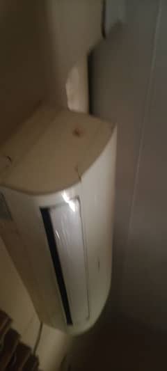 Dawlance ac 1.5 ton beautiful and cooling ac