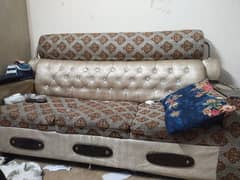 3 sofa set 1 ( 3 seater) 1 ( 2 seater) 1 ( 1 seater)