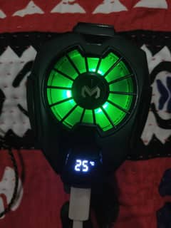 MEMO DLO5 phone coolaar gaming fan tamprachar auto control karta hai