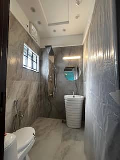 Brand New Luxury Homes 05 Marla House Ground Floor Portion AvailableFor Rant In Phase 1 Eastren Ext Block Bahria Orchard lahore