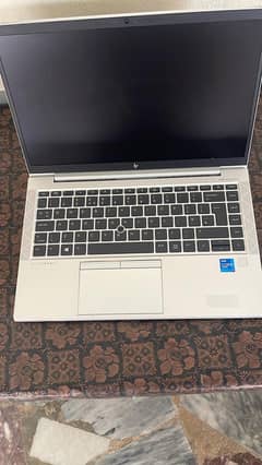 Hp 840-G8 i7-11th generation 16/512