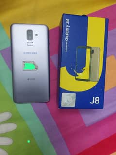 SAMSUNG GALAXY J8