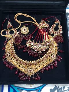bridal jewellery set with bangles