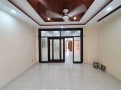 10 Marla Like new house available for sale in Bahria Town Lahore
