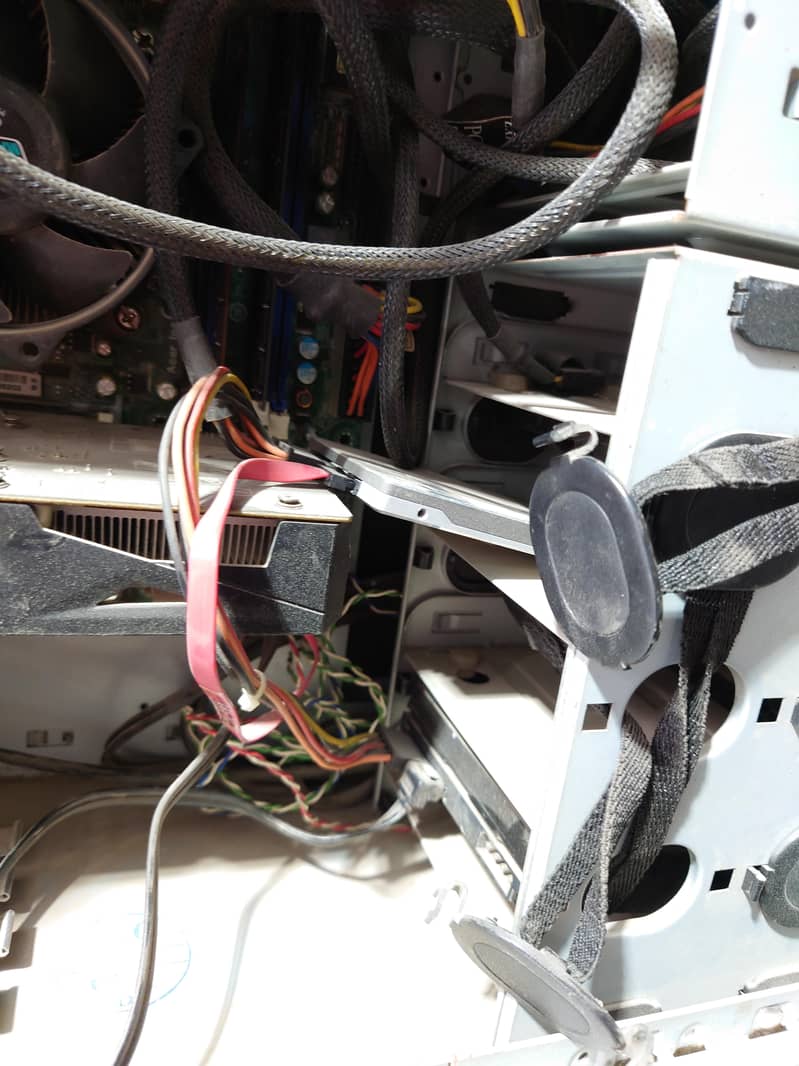 Gaming Computer with LCD 23" 3