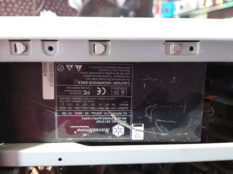 Gaming Computer with LCD 23" 4