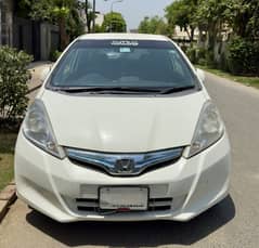 Honda Fit Hybrid 13/18