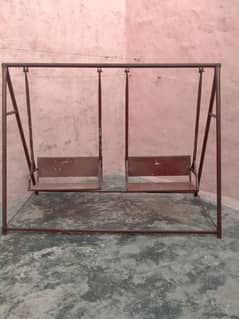 4 bacchon ke liye jhula very good condition behtarin quality for sale
