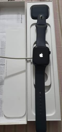 Apple Watch Series 8 45mm (Mid Aluminum, Mid Sport Band)