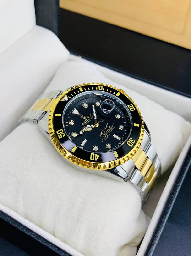 SUBMARINER Watch with working rotating bazel and working date with box 1