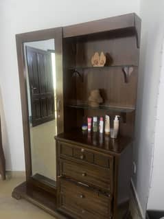Dressing table