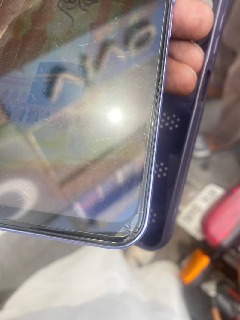 vivo Y17s 6+6/128 1