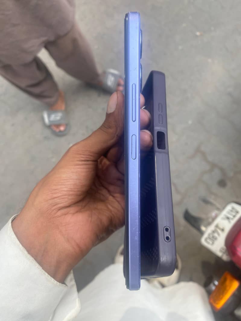 vivo Y17s 6+6/128 5