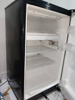 pel meni  fridge room fridge 0311°4631°327