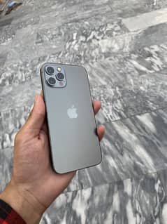 iPhone 12 Pro Sim Glitched