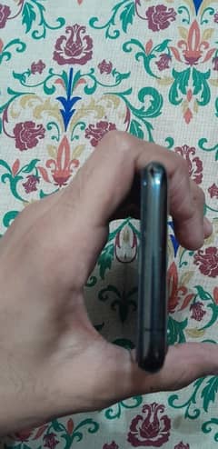 i phone 11 pro 256gb double pta approved 10/9 condition