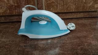 Brand New Cambridge Medium Weight Dry Iron Model DI-7911.