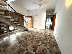Old House Near Kohsar Road in f-7 For Sale