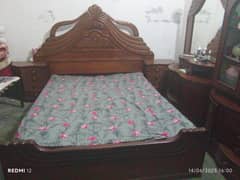 KING BED FOR SALE