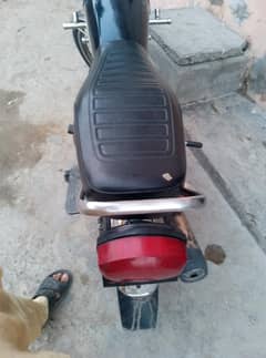 engine good tyre good body100/90