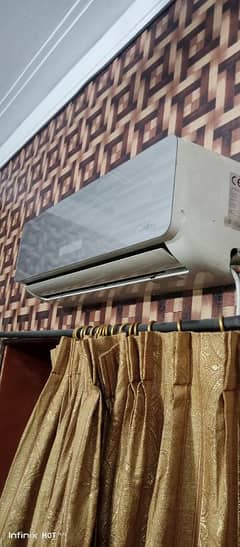 Orient Split 1 ton AC