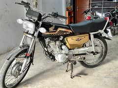 honda 125 GOLD EDITION BLACK COLOUR RUFF