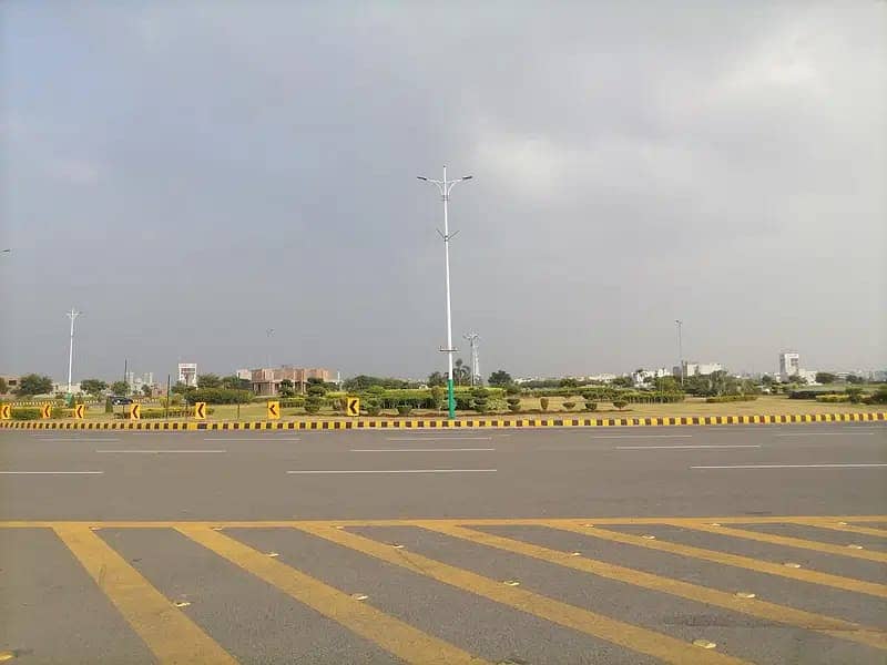 10 Marla Hot Location Ideal Plot For Sale In DHA Phase 8 Y Block Lahore 5