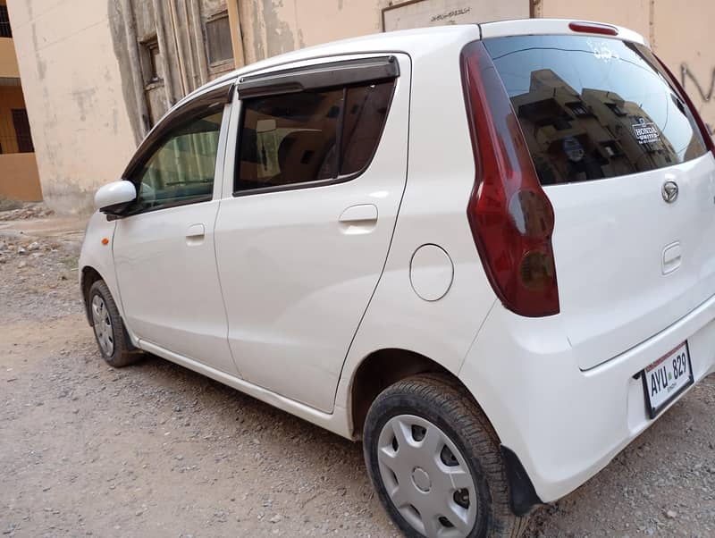 Daihatsu Mira 2007-2013 5