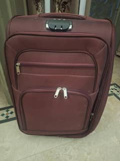 4 suit capacity trolly bag for sale