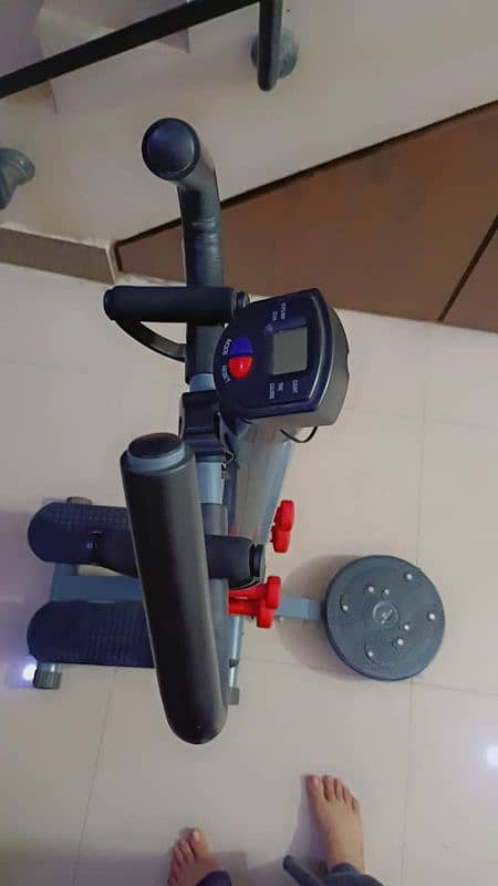 Stepper manual machine. . with swister and Bicep band  4 set dumbbell 6