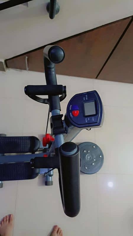 Stepper manual machine. . with swister and Bicep band  4 set dumbbell 7