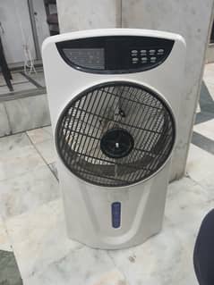 Mist Fan Rechargeable Good for Backup