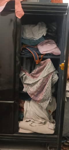 6*6 foot iron wardrobe peta